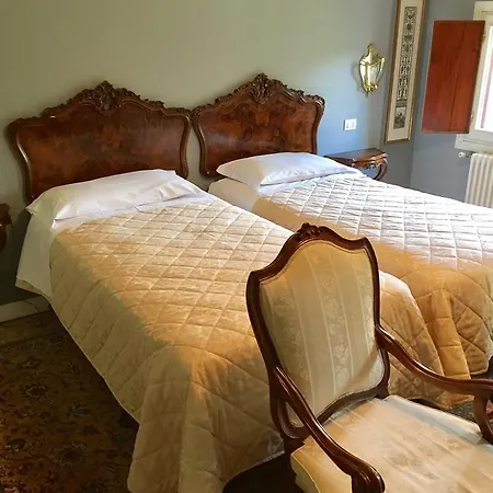 Soranzo Conestabile Szálloda 3*