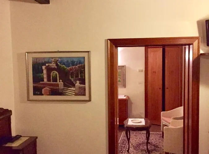 Отель Soranzo Conestabile